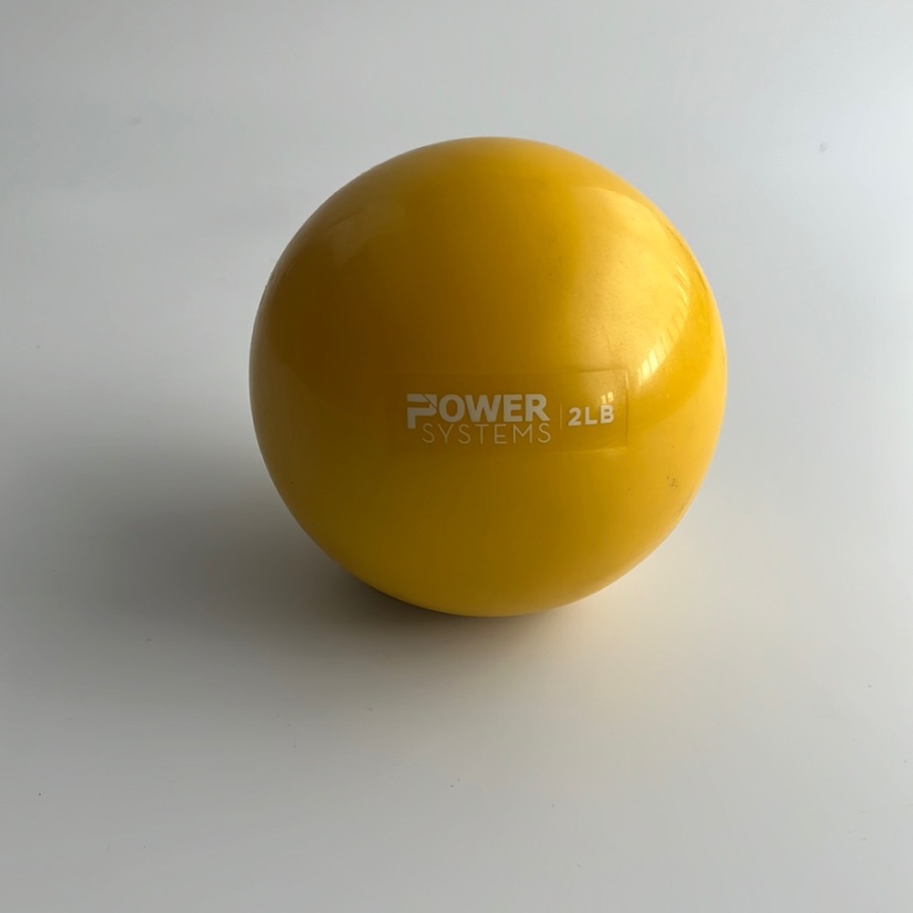 Power Systems / Med Ball / 2 lbs NEW